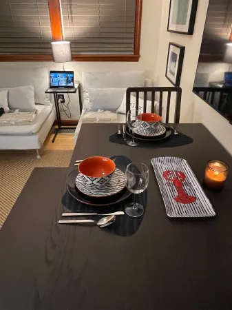 Center of it ALL!! Отели рядом с достопримечательностью «Рейс Пойнт Бич»