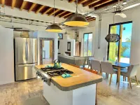 NEW Casa Verde San Juanico Scorpion Bay - Starlink Wifi, Gated,Walk to 1st Point Hotels in Comondu Municipality