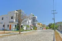 Gorgeous & cozy house close to the beach & market.
