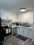 Comfy Home w/ Wi-Fi & Kitchen