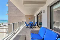 Newly Updated Las Palomas 2BR/2Bath w/bonus area- Ocean Front Cristal - Phase 1