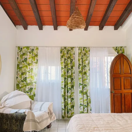 DT Puerto Vallarta - Bright Apt w/ Sunny Patio & Views - Mins to Beach