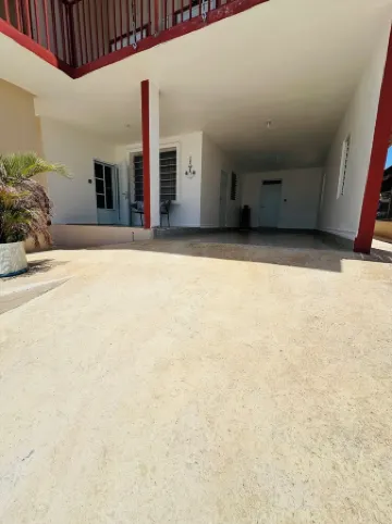 Combate Beach View Apt 3