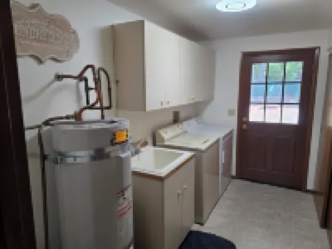 Packwood Big House : River View, AC, Wi-Fi, Covered Patio, Bar and Game Room!