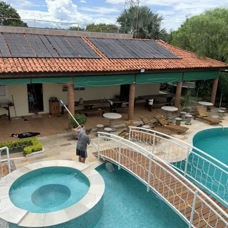 A Country House That Offers Tranquility and Comfort to Your Family.