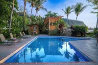 Luxury Oceanfront Villa on South End of Jaco Beach, Nicest Part of Jaco Beach - Villas