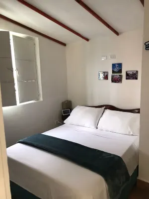 110 SF Tiny studio 7min walk from Town square and 25min drive to Cocora Valley