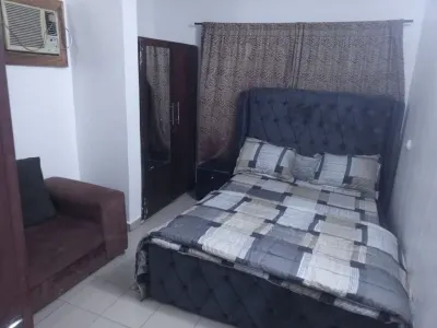 Occupy alone Self catering 2 bedrooms flat in Lagos