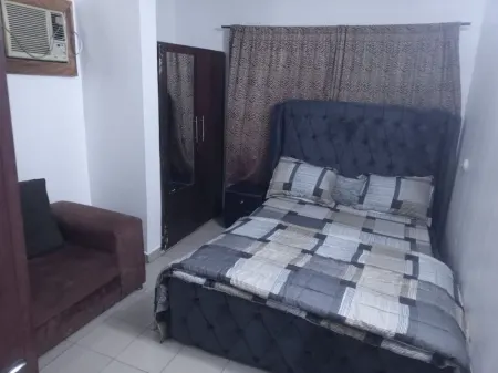 Occupy alone Self catering 2 bedrooms flat in Lagos Отели рядом с достопримечательностью «Apostolic Faith Church, Akiode branch.»