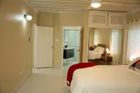 Newly Renovated!! COCO PALMS - Exclusive villa with private pool/beach access.