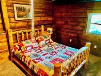 Black Bear A-Frame Waterfront Log Cabin with Hot Tub Jacuzzi