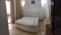 in front dream beach , 5 min Hotels in 