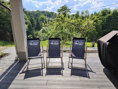 Komfortowy domek w Karkonoszach, taras, grill, ognisko Отели в г. Подгужин