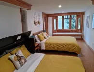 Charming waterfront Salt Spring Island B&B