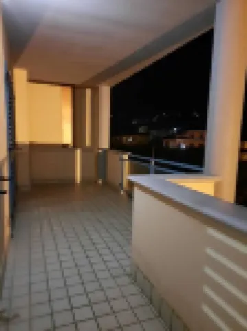 The blue shutters east 045001LTN0039