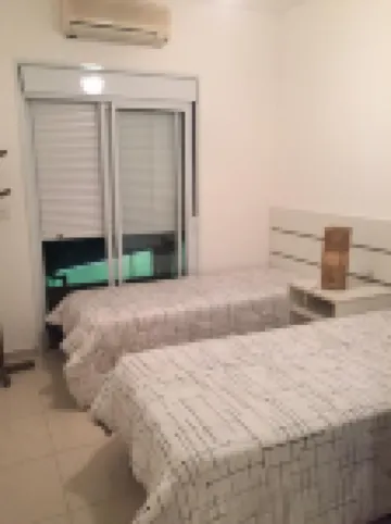 Beautiful Apt - 3 Bed + 1Empr 20 meters from the Beach