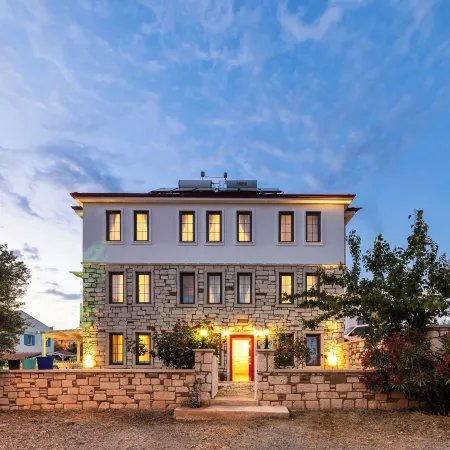 Fitoz Otel