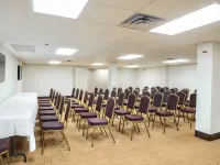 Days Inn by Wyndham Brooklyn Borough Park Hoteles cerca de Avenue U (línea IND Culver)