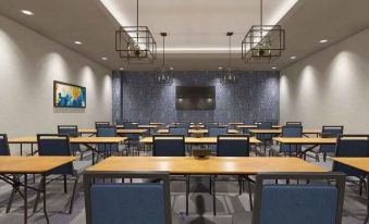 La Quinta Inn & Suites by Wyndham Locust Grove