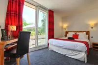 Logis Hôtel - le Manoir de Sauvegrain Hotel a Chevreuse