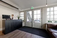 College Hotel Alkmaar Hotels in Heerhugowaard