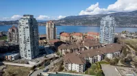 2 Bed + DEN 2 Bath Downtown Kelowna - Boutique