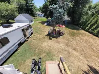 Camper Apt DE Sleeps 3 Hotels in 