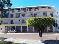 Hotel Imperador Caldas Novas - Go - Facil Acesso Aos Parques Aquaticos e Polo gastronômico Noturno - 2 ดาว