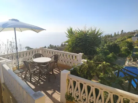 House dating from 1760, Built in archilla stone and Tea wood