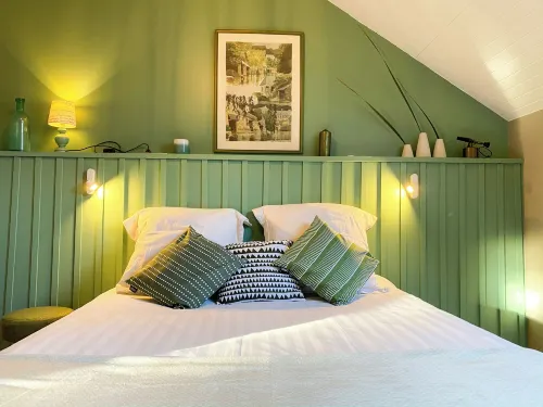 Gîtes du Domaine du Grenier Hotels in Lamballe