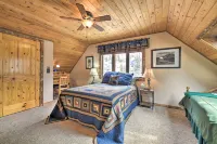 Updated Mtn Home w/ Deck on Uncompahgre River - parking