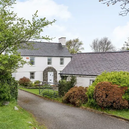 Cwm Farm