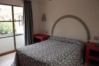 HOTEL REAL OCOTEPEC Các khách sạn gần Lagunas de Zempoala National Park