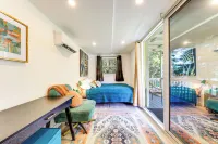 Tropical Pool Oasis on Quarter Acre by Downtown Stuart