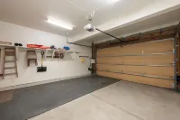 19th Hole Cabin - Parking