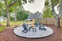 1 Mi to Sand! Mid-Cape Chatham w/ Furnished Deck - 4성급