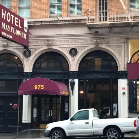 Mayflower Hotel