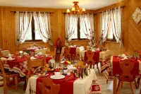 Hotel Boton d'Or & Wellness a la Thuile - breakfast