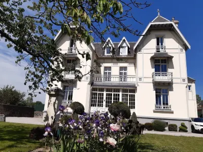 La Roseraie - Chambres d'hôtes Côte d'Opale Hôtels à proximité de : Golf des Dunes