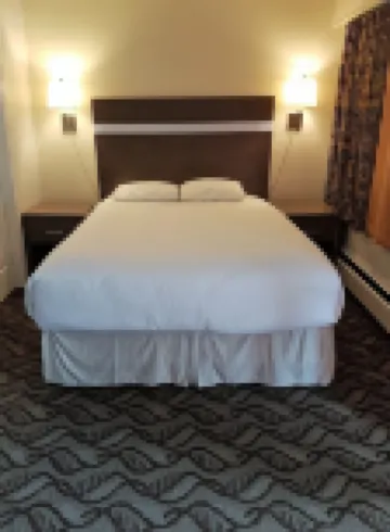 假日汽車旅館及RV度假村