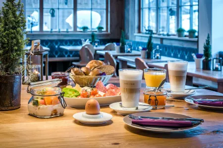 Almlust - Hotel, Apartments, Chalets