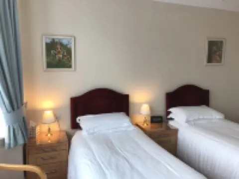 Merton House Hotels in Worthing