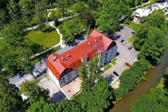 Hotel Nowy Dwór Elizy Blisko Sky Bridge Hotels in Klodzko County