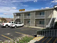 Umatilla Inn & Suites Hotels near Garden Center at The Home Depot