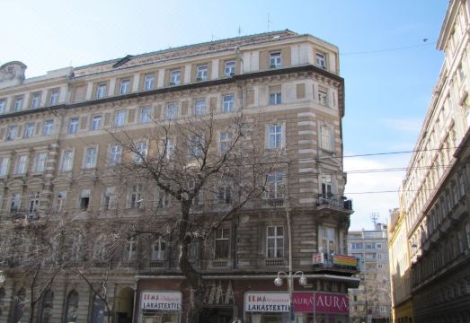 프렌즈 호스텔 내부 아케이드