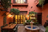 Holt - Casa Parque Juárez