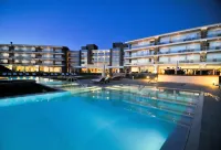 Altos del Arapey Club de Golf & Hotel Termal فنادق في Termas del Arapey