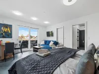 Sky9 Apartments - Homes & Villas Hotels in Stockerau