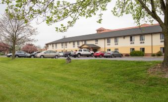 Eastbrook Inn