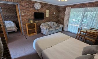 Barham Colonial Motel